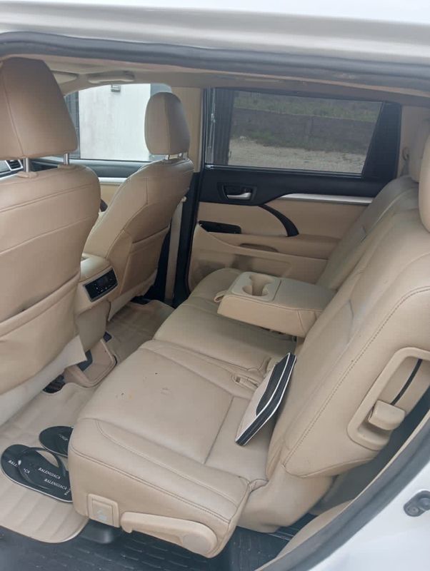 Thumbnail 15 of 2015 Toyota Highlander XLE